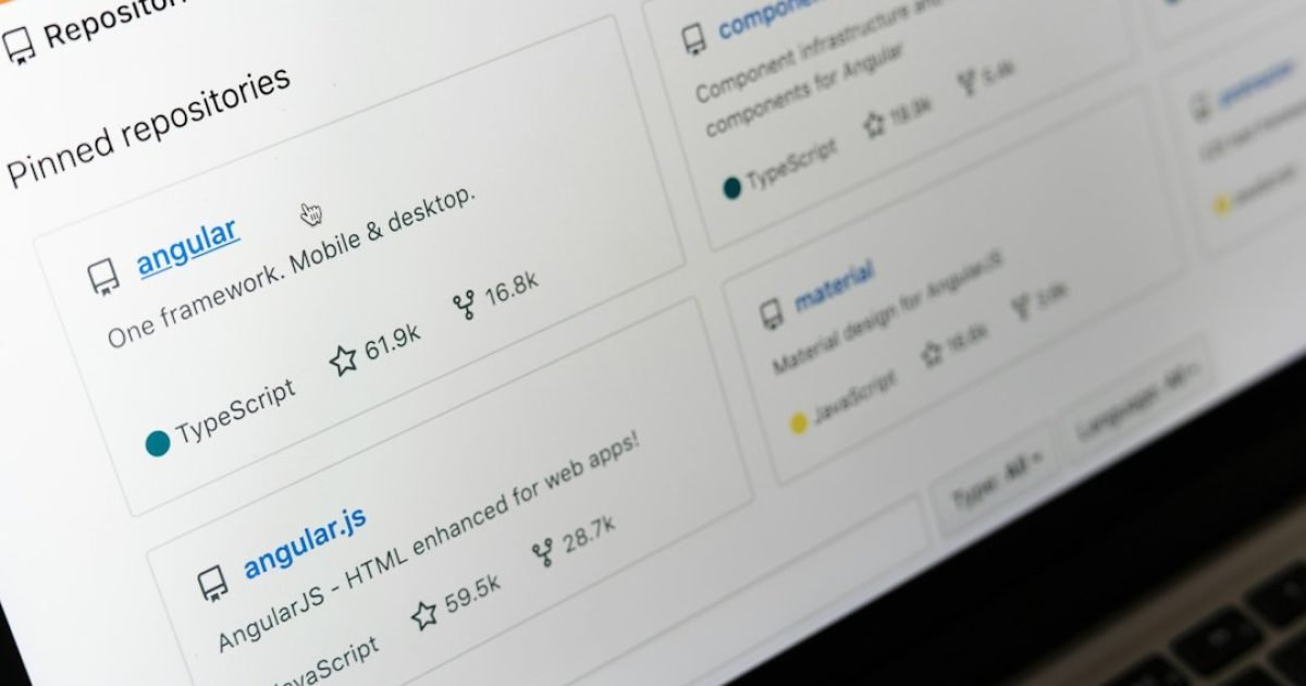 Ilustração sobre descobrir plugin WordPress no repositório oficial para vários sites